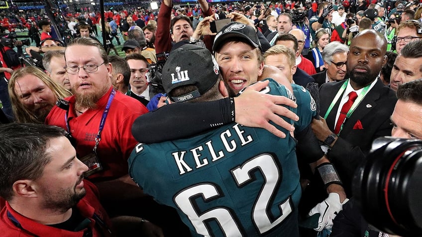 Nick Foles hugs Jason Kelce