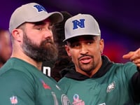 Jason Kelce thinks Jalen Hurts 'needs to be more of a leader' amid QB's new responsibilities