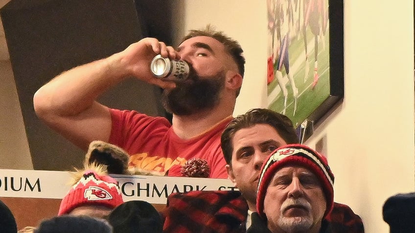 Jason Kelce drinks