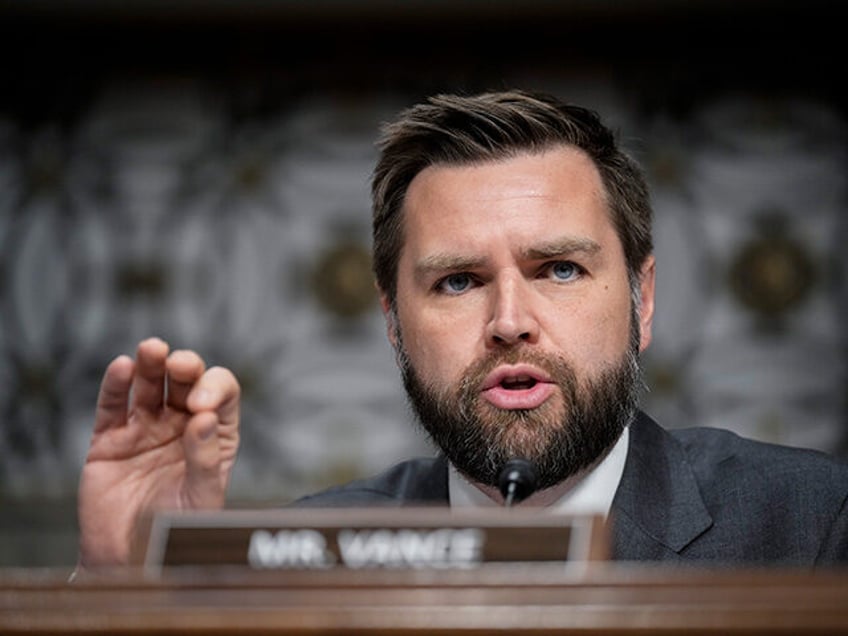 jd vance to striking auto workers biden agenda explicitly designed to offshore your jobs