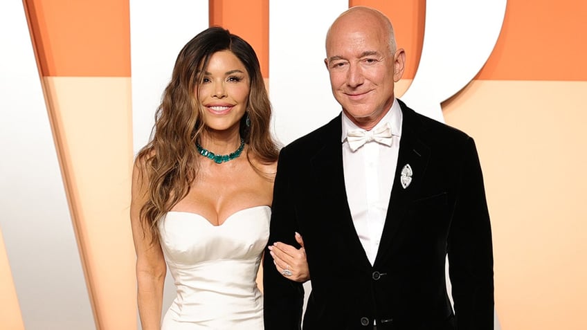 Lauren Sanchez, Jeff Bezos