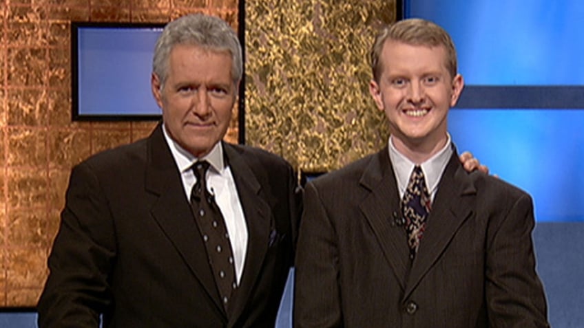 A photo of Alex Trebek and Ken Jennings