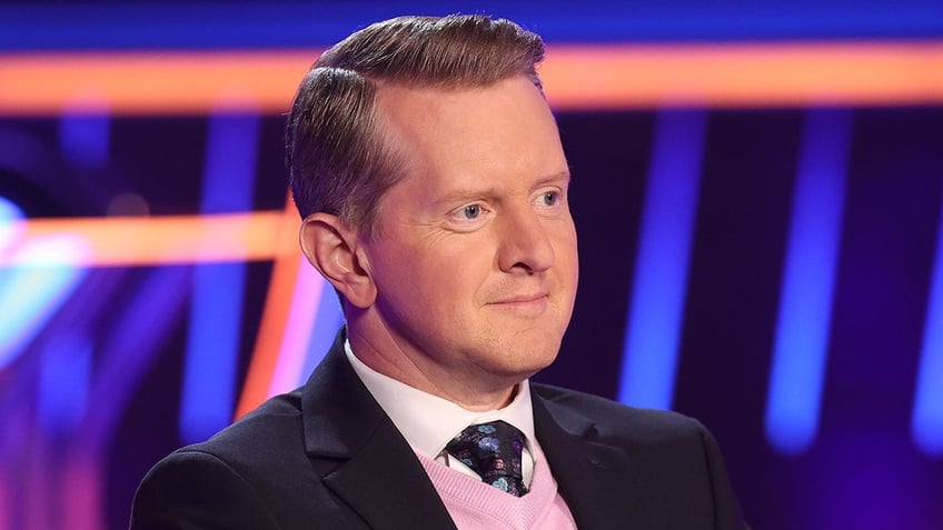 jeopardy fans call out ken jennings for questionable ruling too generous