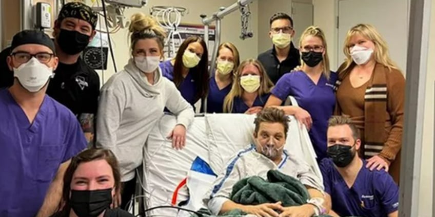 jeremy renner shares high tech hyperbaric chamber treatment after near fatal snowplow accident