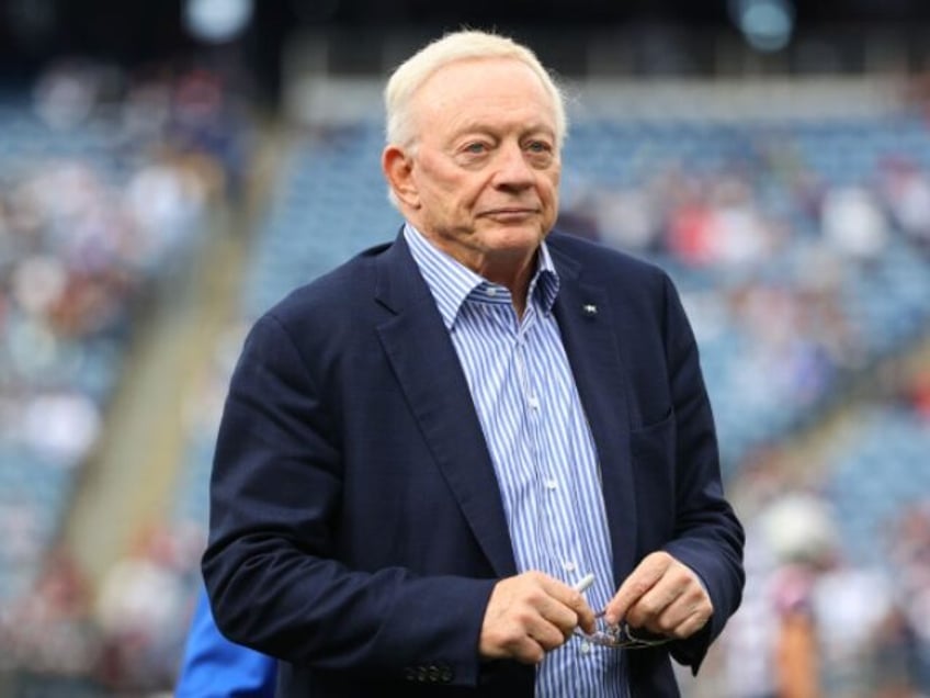 jerry jones thinks penalties should be the same for both sides even out during the game