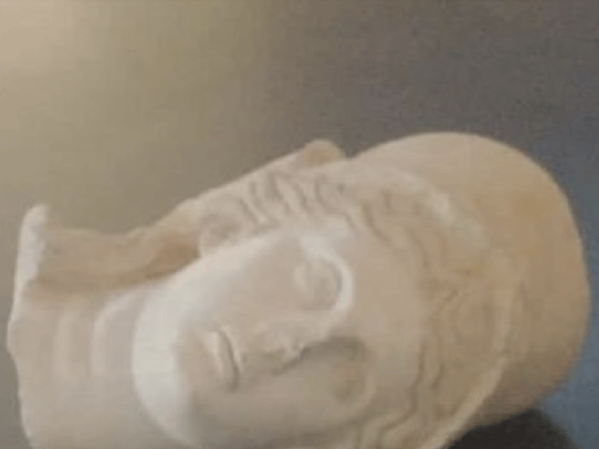 jerusalem syndrome lawyer says us tourist went nuts smashed israel museum statues