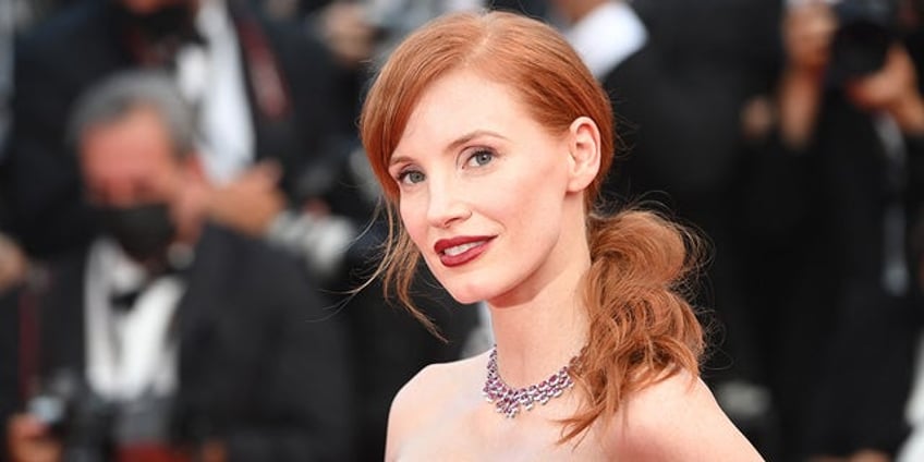 jessica chastain says she got sick in her mouth before kissing costar