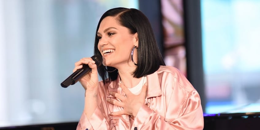 jessie j slams body shamers commenting on her postpartum figure 3 months after giving birth