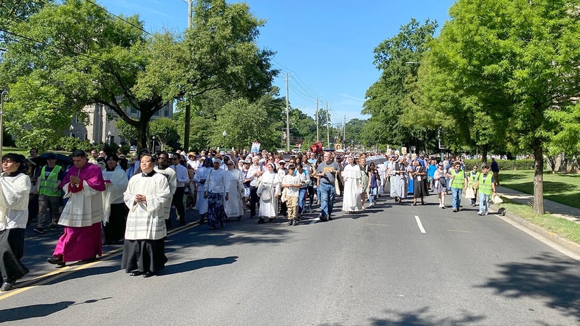 large crowd in Washington, DC