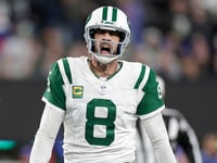 Jets' Aaron Rodgers calls officiating in loss 'a little ridiculous'