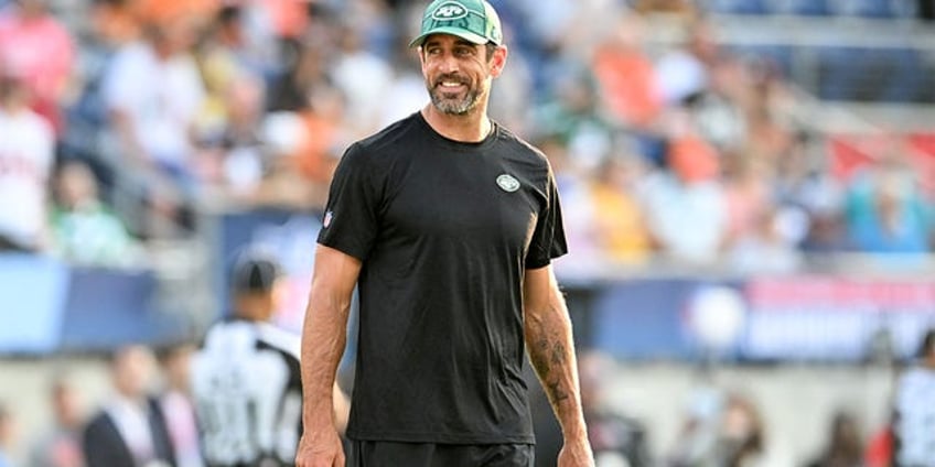 jets aaron rodgers jokingly roasts former coach you look fat as s 