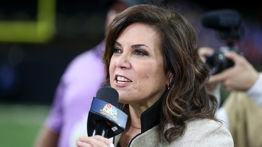 Michele Tafoya talks