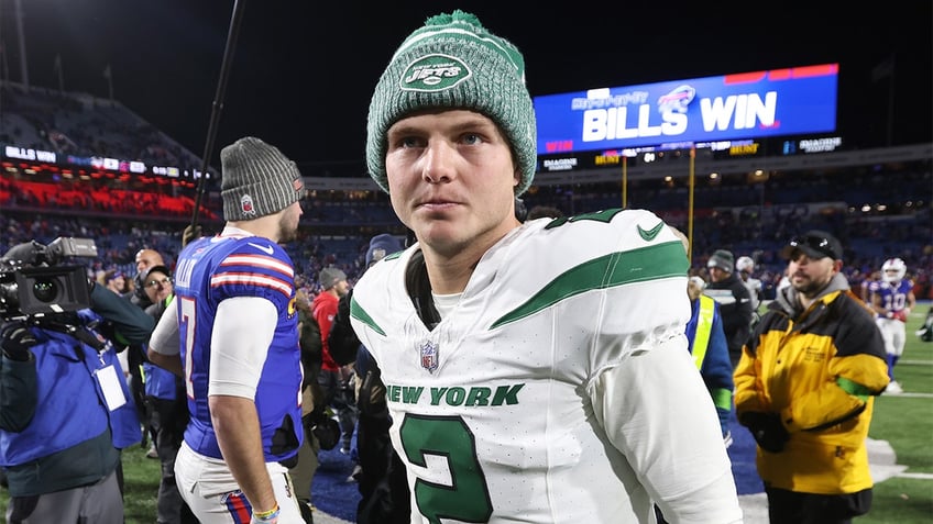 jets give zach wilson starting quarterback job back hes fired up