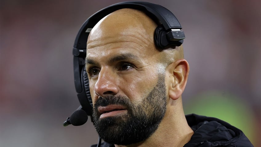 jets head coach addresses not appearing angry or upset after browns loss