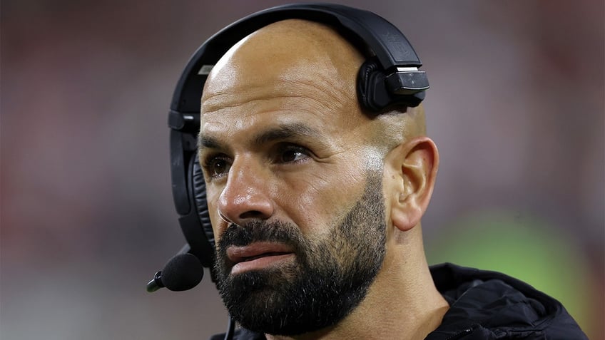 jets head coach addresses not appearing angry or upset after browns loss