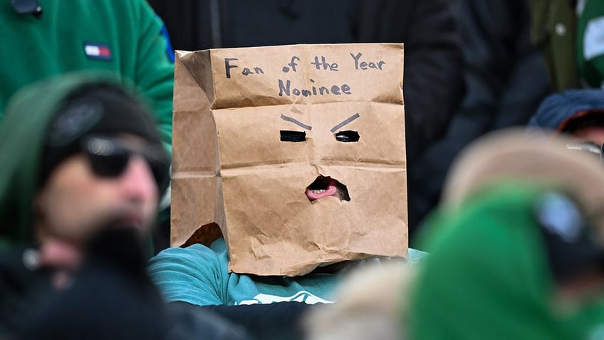 Jets fan upset