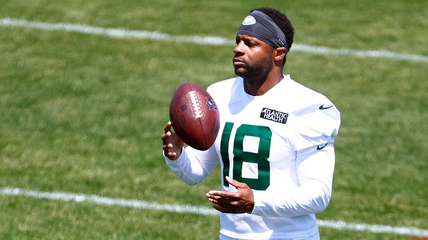 jets randall cobb fined for huge hit on giants player in preseason game