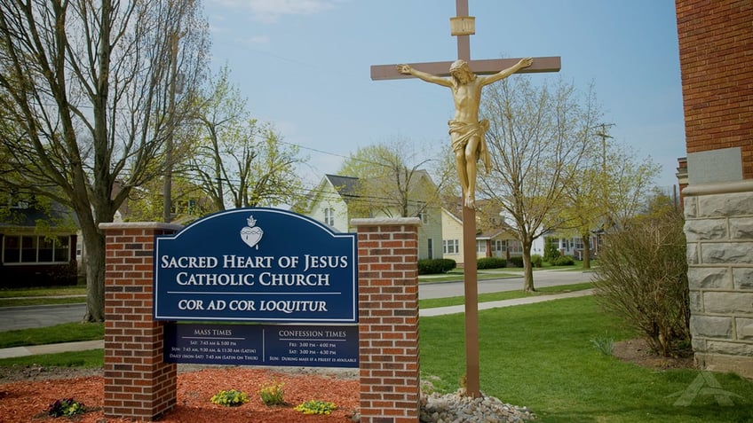 jewish islamic groups back up catholic school in lawsuit challenging new michigan law