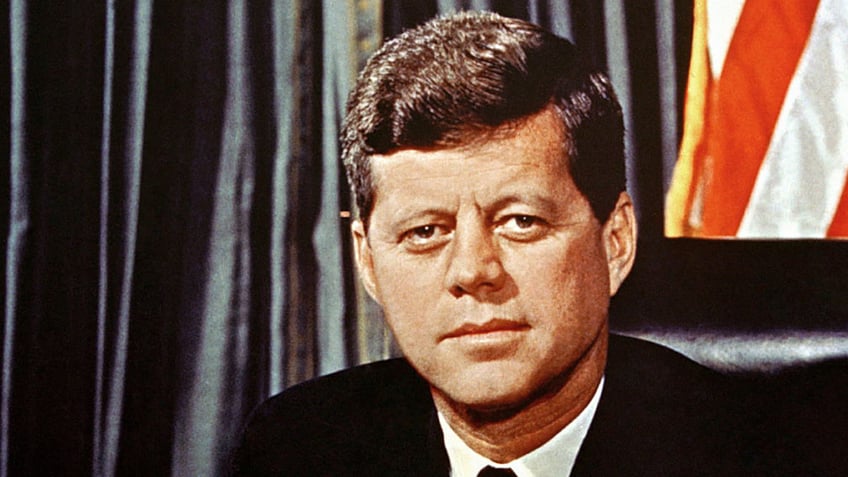 jfk assassination witness offers new details that undermine magic bullet theory beginning to doubt myself