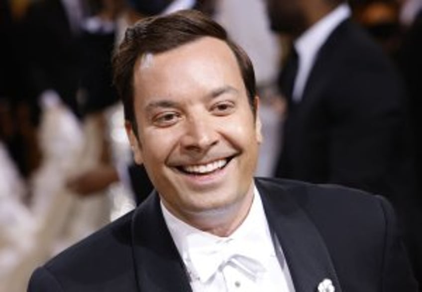 Jimmy Fallon confirmed to host Olympics closing ceremony