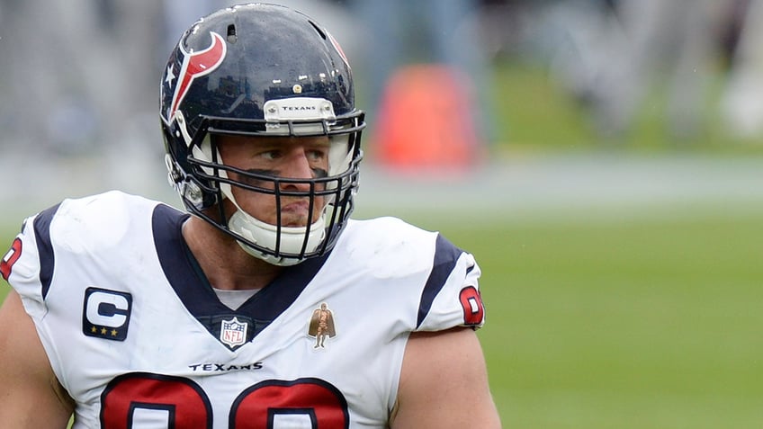 jj watt at peace with retirement decision says he could still play if i wanted to