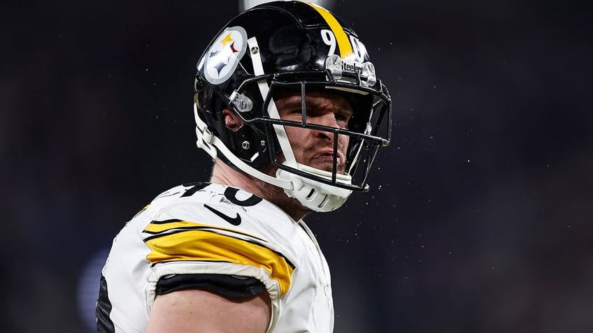 jj watt reveals why he didnt want to play alongside brothers with steelers