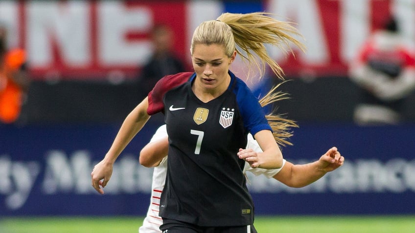 jj watts wife former professional soccer star kealia finds silver lining in sad uswnt world cup loss