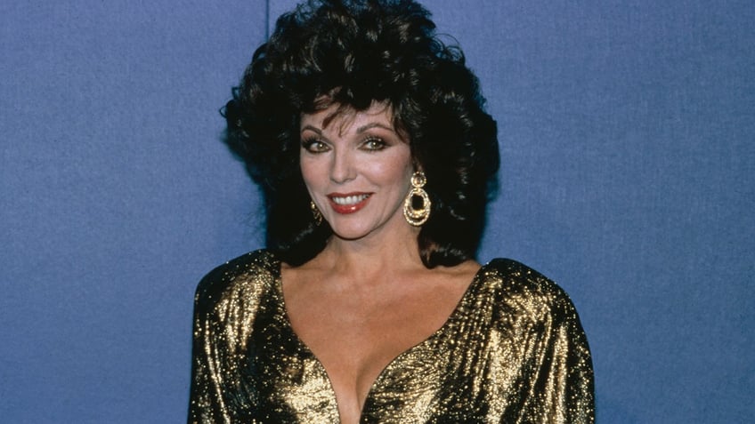 joan collins 90 admits shes never had botox done im needle phobic