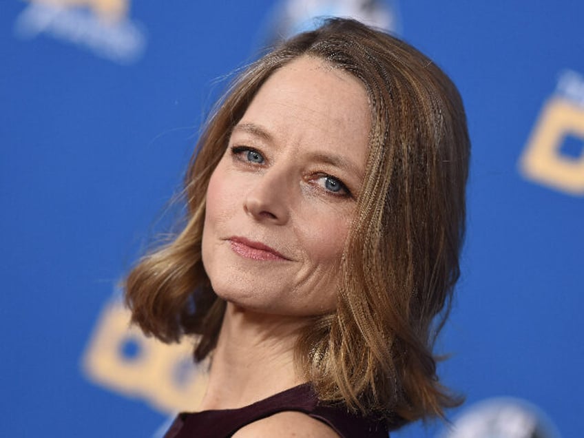 LOS ANGELES, CA - FEBRUARY 07: Actress Jodie Foster attends the 67th Annual Directors Guild of America Awards at the Hyatt Regency Century Plaza on February 7, 2015 in Los Angeles, California. (Photo by Axelle/Bauer-Griffin/FilmMagic)