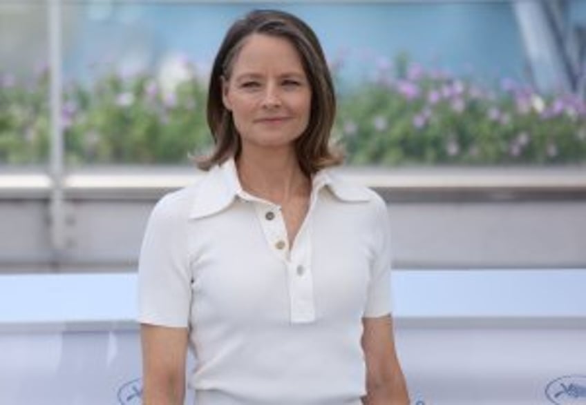 Jodie Foster says complicated 'True Detective' cop embraces 'moral relativity '