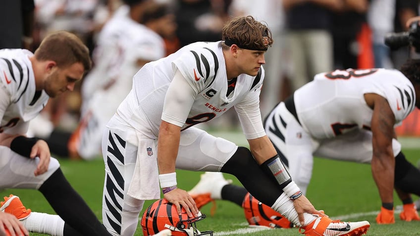 joe burrow sports new look prompted in part by brutal performance in bengals loss