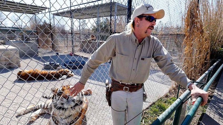 joe exotic calls out florida states jordan travis for new tiger king nickname its my trademark