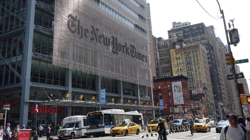 Building of the New York Times newspaper publishing house. 