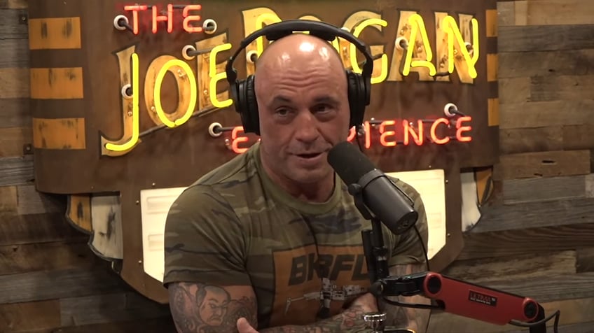 joe rogan mocks outrage over jason aldeans small town hit hundreds of rap songs infinitely worse