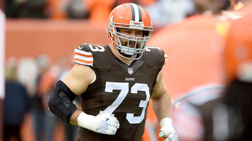 joe thomas on loyalty to struggling browns before hall of fame induction it was always important to me