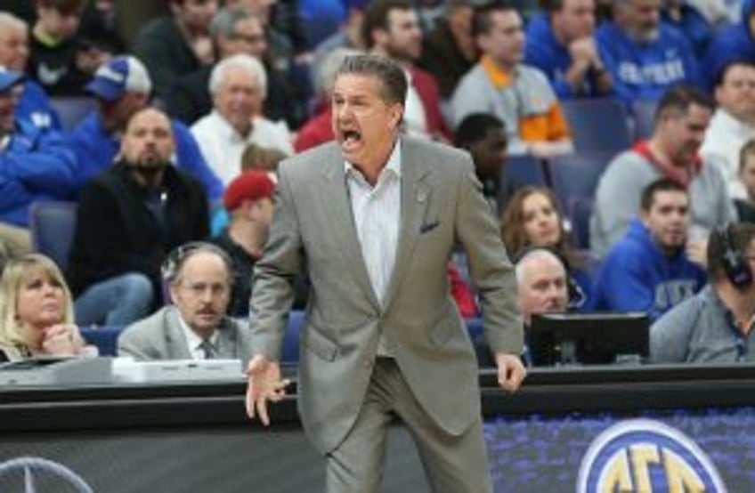 John Calipari cites Kentucky's anxiety, youth after upset tourney loss to Oakland