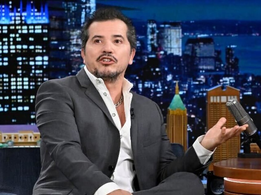 THE TONIGHT SHOW STARRING JIMMY FALLON -- Episode 1780 -- Pictured: Actor John Leguizamo d