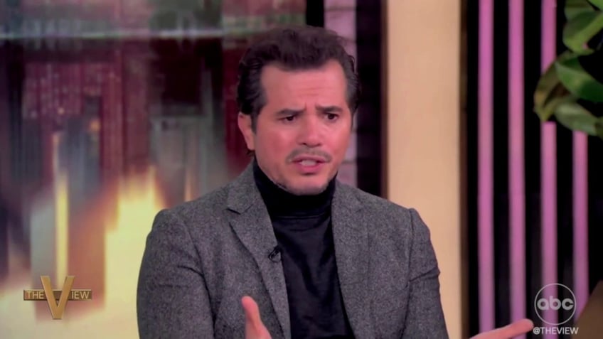 john-leguizamo-defends-dei-the-view