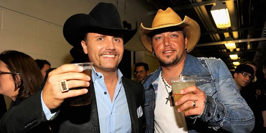 john rich defends oliver anthony jason aldean as country stars dominate music guys like us speak the truth