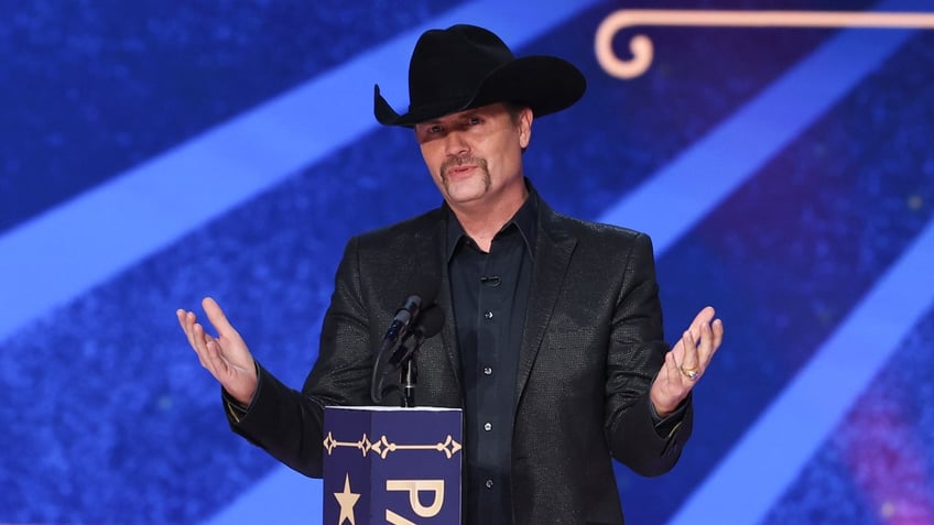 John Rich speaks during the PATRIOT Awards