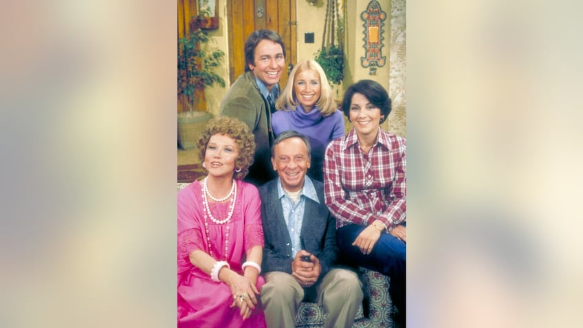 john ritters widow keeps threes company stars legacy alive 20 years after his death