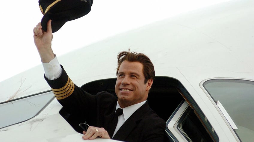 john travolta recalls near death experience while piloting airplane i thought it was over