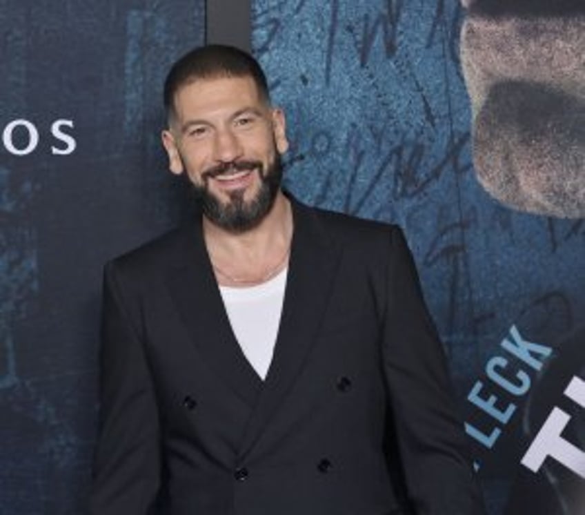 Jon Bernthal, Ebon Moss-Bachrach to star in Broadway's 'Dog Day'