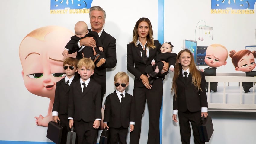 Alec Baldwin and his family at the premiere of "Boss Baby"