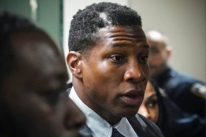 jonathan majors begged accuser to avoid hospital warning of possible investigation messages show