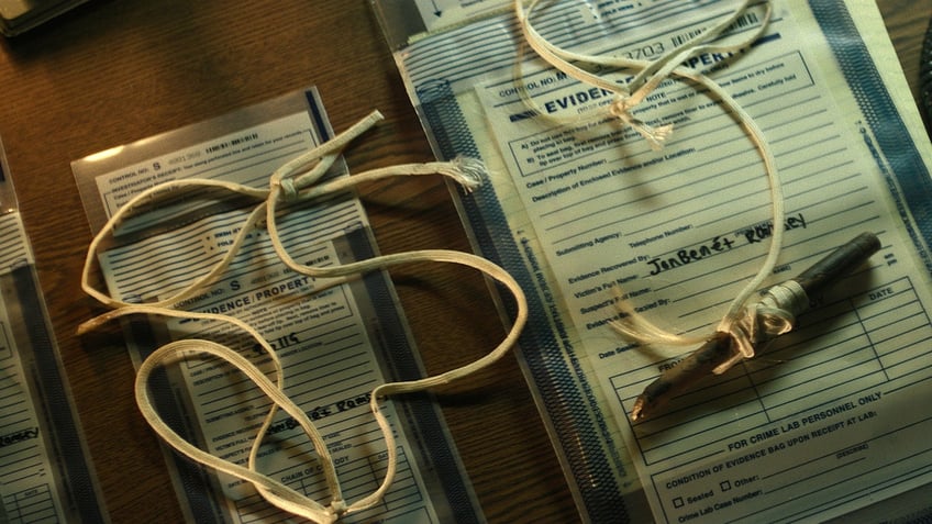 A notepad with rope.