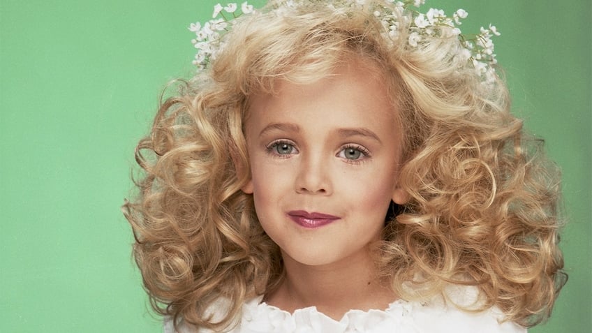 jonbenet ramseys father has hope new leadership will help solve daughters murder