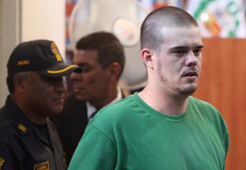 joran van der sloot finally confesses to 2005 murder of natalee holloway