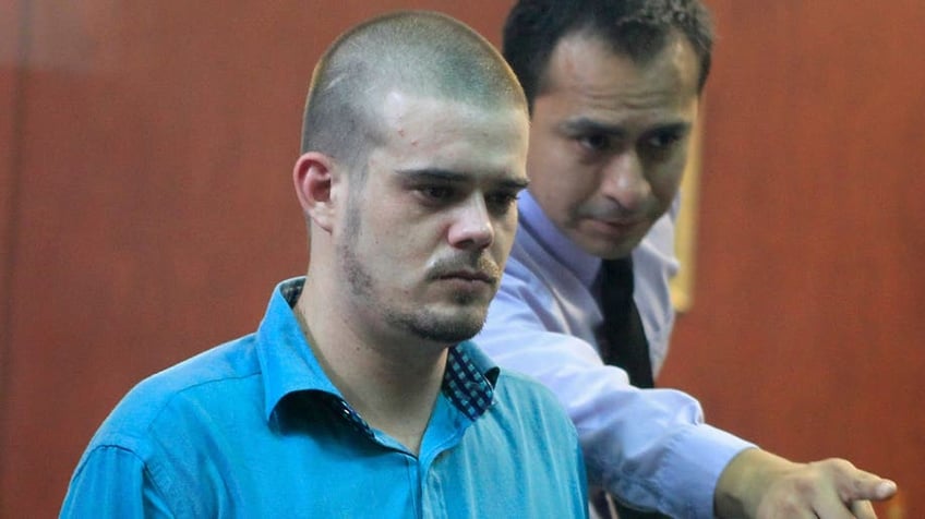 joran van der sloot has confessed to killing natalee holloway