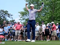 Jordan Spieth withdraws after 13 holes from Travelers with shoulder blade injury